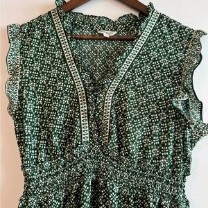 Whimsical Max Studio Green and White Maxi Patterned Dress